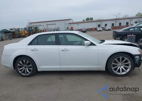 2014 Chrysler 300 300S from USA, damaged, VIN 2C3CCABG2EH330377